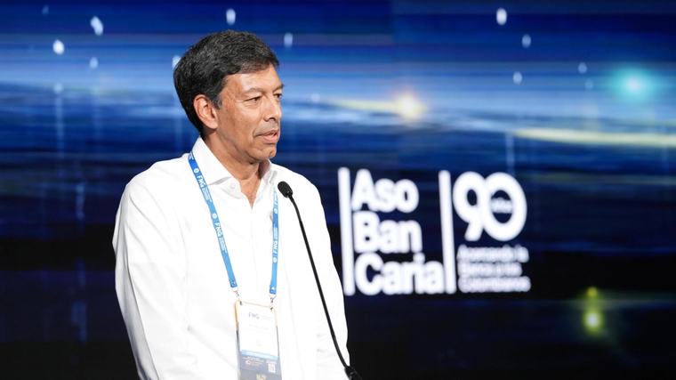 ‘La forma real de bajar las tasas pasa por sanear las finanzas públicas’: Javier Suárez, presidente de Davivienda