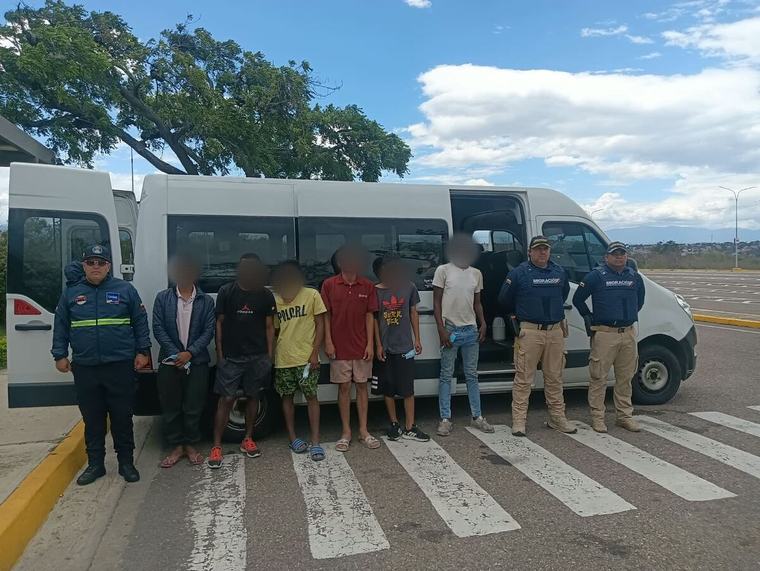 Primeras seis expulsiones de migrantes de De la Espriella: ¿por qué fueron expulsados?
