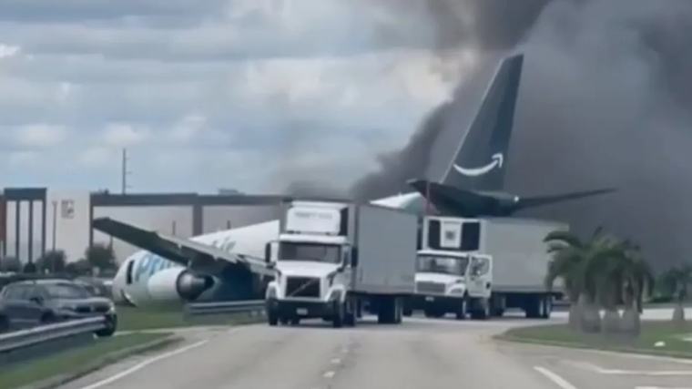 Avión de carga de Amazon Air se sale de la pista en aeropuerto de Miami y termina envuelto en llamas: no hay reporte de heridos o fallecidos