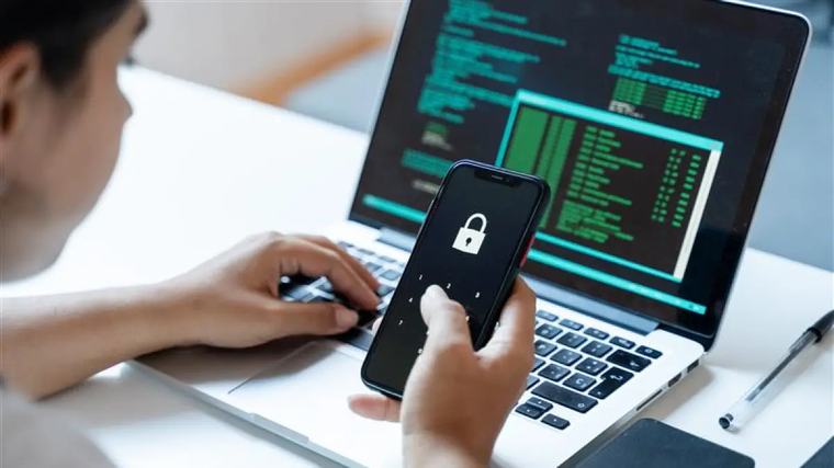 El 71% de colombianos enfrentó intentos de fraude durante el último año y 46% reportó una estafa consumada