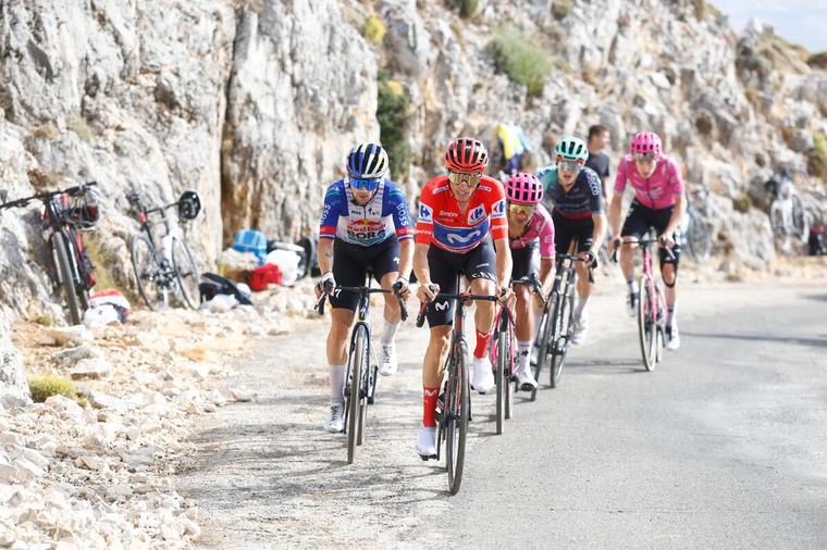 La Vuelta a España recorta la etapa 15 por las altas temperaturas: fecha, hora y altimetría
