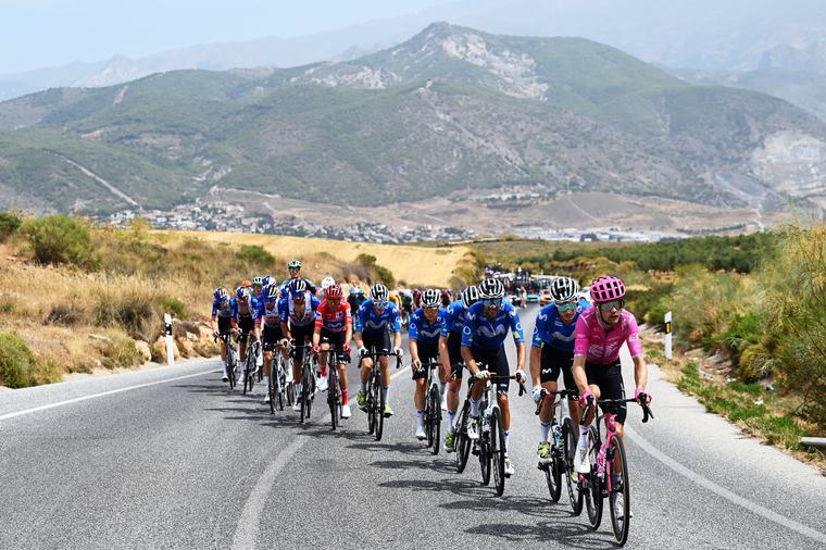 Accidente sacude la clasificación general de la Vuelta a España: miembro del top 10 se retiró
