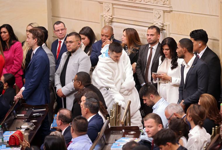 Senador Luis Carlos Rúa, conocido como ‘Elefante blanco’, propone fijar límites a la instalación de peajes en el país