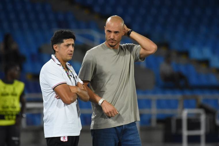 David González, D.T. del América, ante amenazas sobre demandas al club por el caso Yhormar Hurtado se cansó y estalló; esto dijo