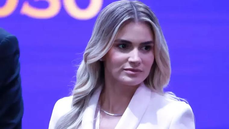 Ana Lucía Pineda dio un giro al rol de Primera Dama al lidera ayuda social del Gobierno tras el terremoto