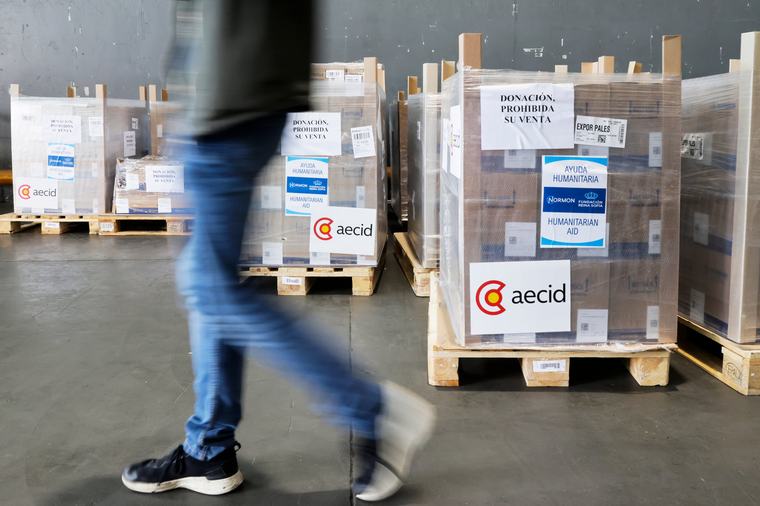 España entrega a Colombia una donación de medicamentos valuada en más de 316.000 euros