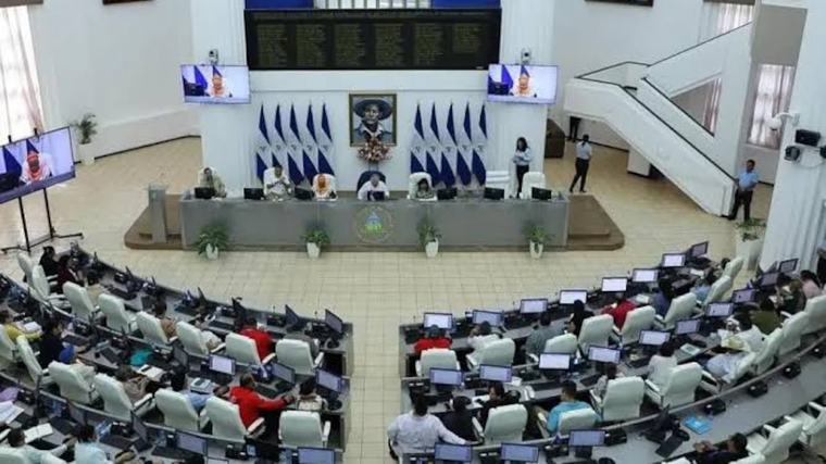 Congreso de Nicaragua aprueba reforma que extiende el mandato presidencial a siete años y veta a opositores