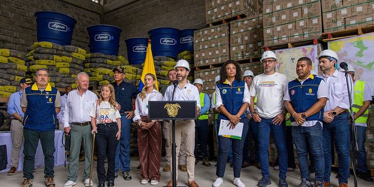 De La Espriella visita Chocó junto a grandes empresarios para adelantar la reconstrucción tras el terremoto