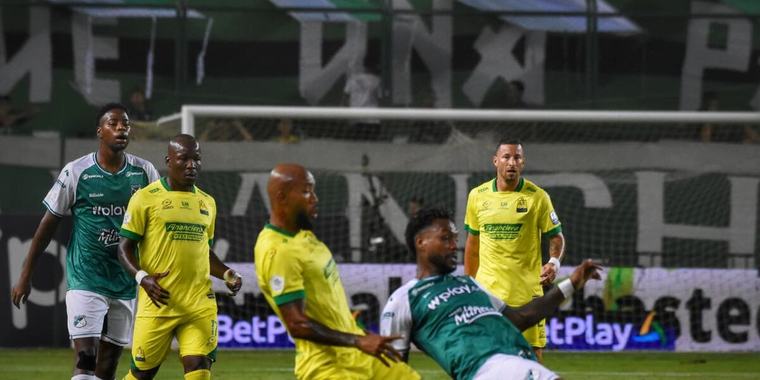 Jugador del Deportivo Cali fue golpeado e intimidado con arma de fuego mientras estaba con su familia