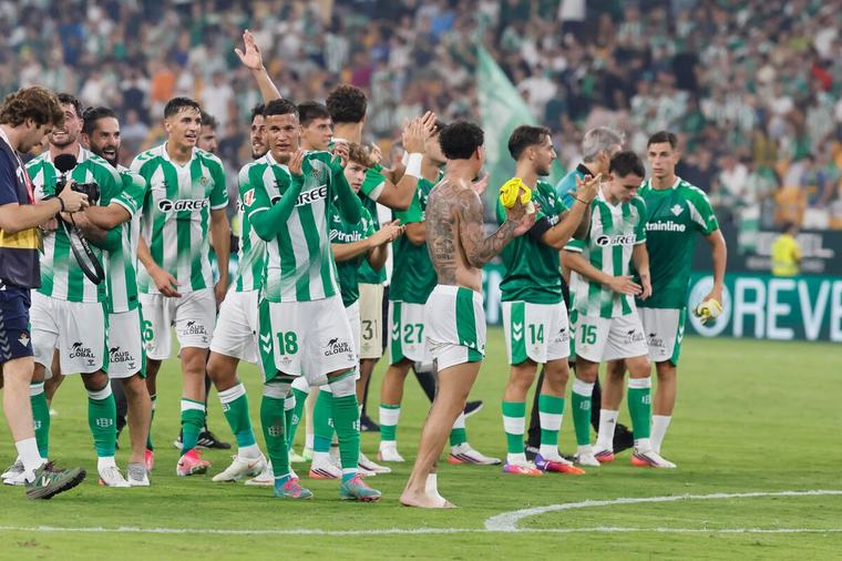El Real Betis de los colombianos venció 1-0 sobre la hora al Real Madrid de José Mourinho