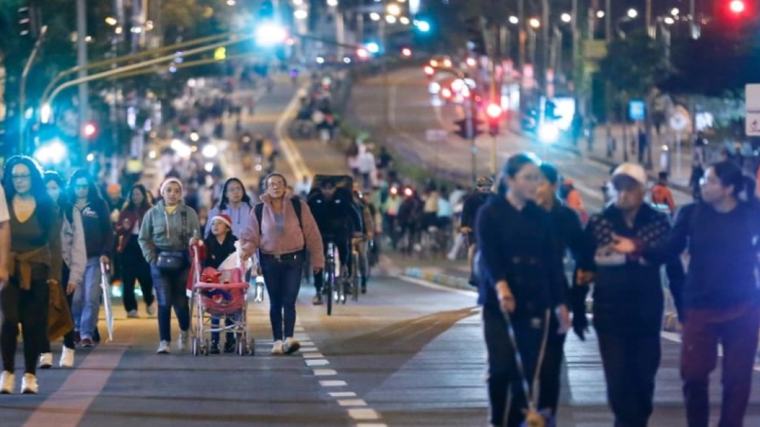 Bogotá tendrá un 'Paseo bajo las Estrellas' este 27 de agosto: conozca las vías habilitadas y los horarios de la ciclovía nocturna