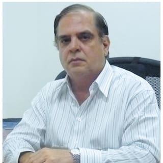 Al oído del alcalde