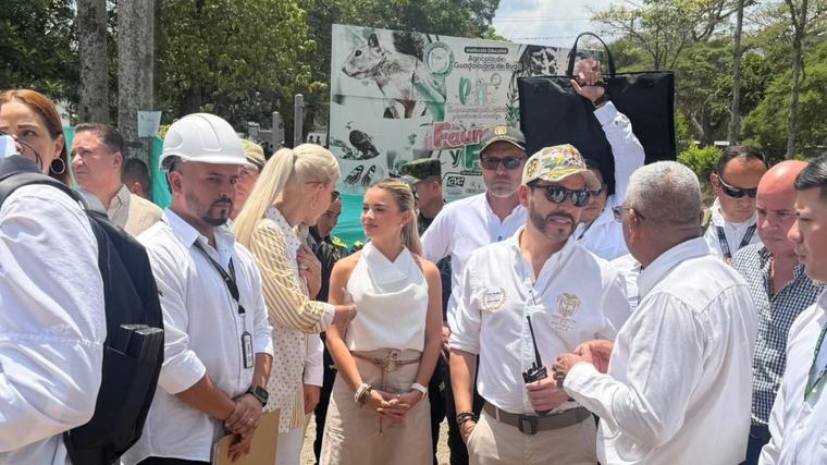 $69.200 millones para levantar a Buga: presidente De La Espriella y la gobernadora del Valle anuncian paquete histórico tras el terremoto