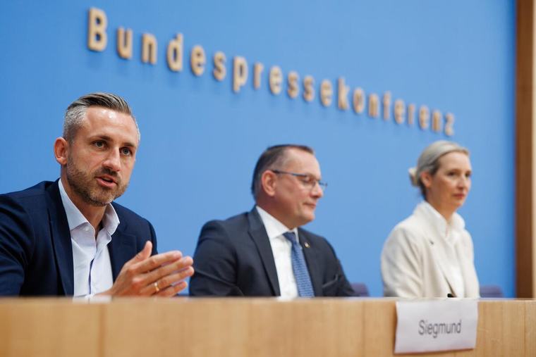 La ultraderecha de AfD se aproxima a la victoria en unas elecciones clave en Alemania