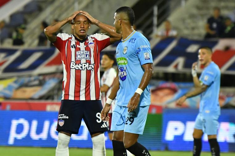 Junior 3, Jaguares 3: Viera se estrena con un amargo empate