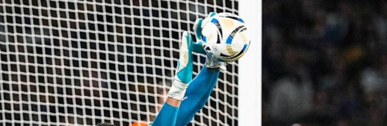 Álvaro Montero se vistió de héroe: atajó dos penales y clasificó a Boca Juniors a los cuartos de la Copa Argentina