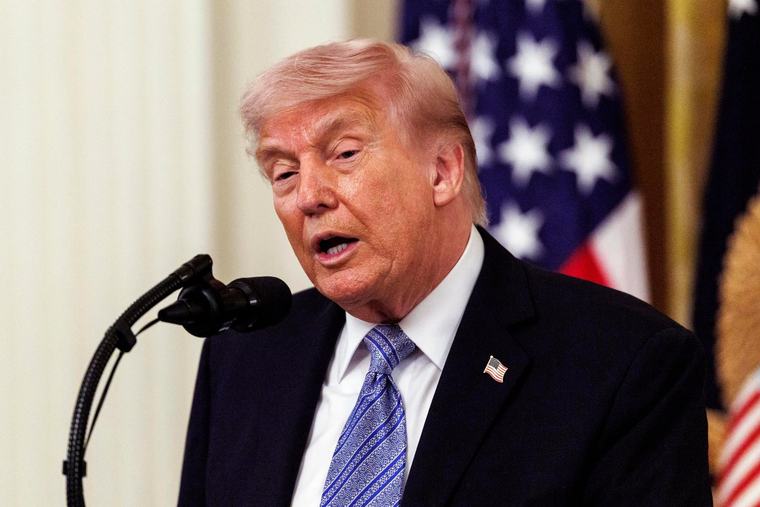 Trump dice que no intenta “forzar” a Irán a negociar: insta al pueblo iraní a sublevarse