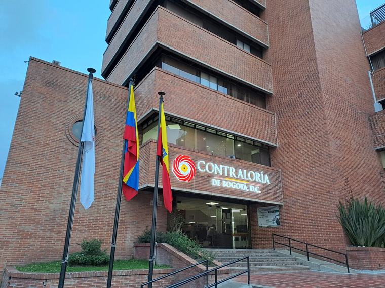 Bogotá pagó COP 977 millones por una obra vial que sigue inconclusa: alerta Contraloría