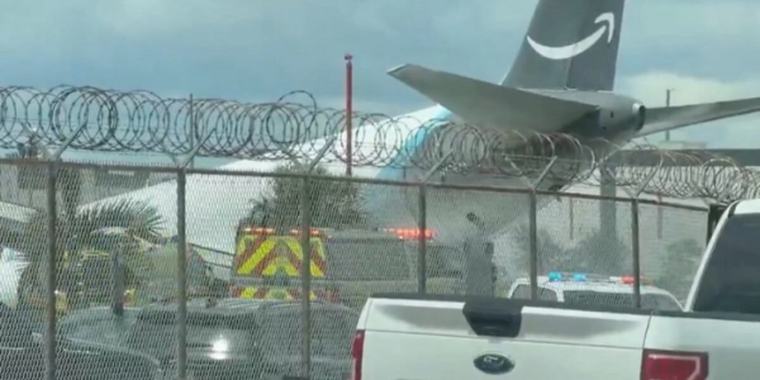 Video: Cinco personas murieron tras accidente de avión de carga en Miami