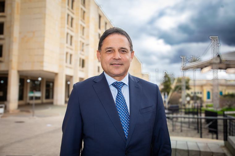 Presidente del Senado lanza alerta por modelo de pasaportes heredado del gobierno Petro: recursos de los colombianos, en riesgo